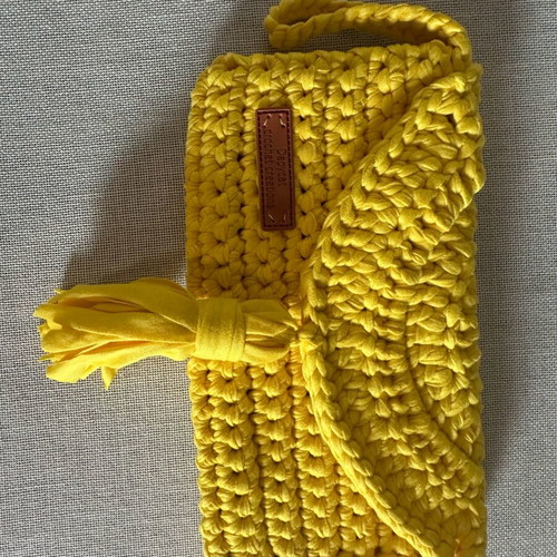 Handmade knitted clutch bag yellow with magnetic clasp