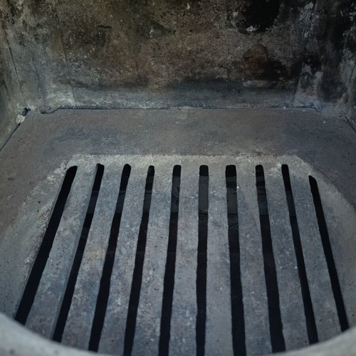 Cast Iron Vintage Wood Stove, like new, 80 cm height