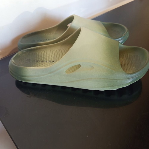 Slippers used size 40 green