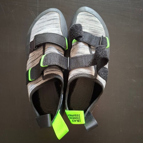 Black Diamond Momentum climbing shoes new, size 42