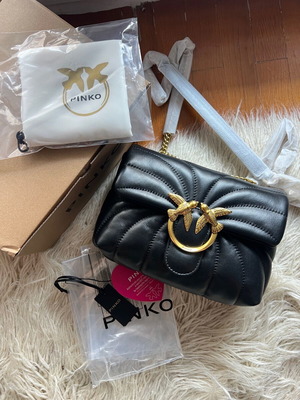 Τσάντα Pinko ώμου καινούργια μαύρη 25x16