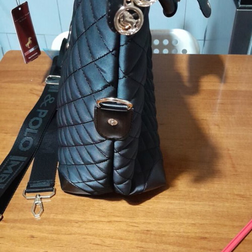Travel bag black quilted new handheld