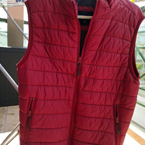 Sleeveless jacket red/bordeaux men's Medium like new from LC Waikiki