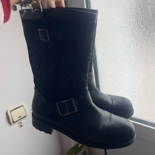 Ioannis leather boots used, size 39, black with rhinestones