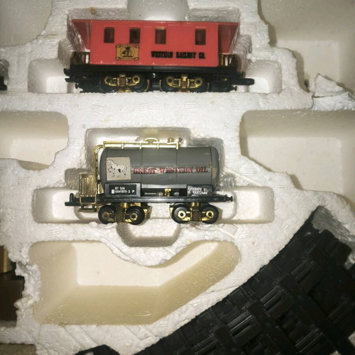 Vintage Goldlok Western Express battery-operated toy train set new