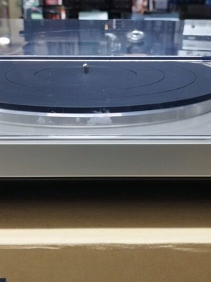 Denon DP300F turntable used