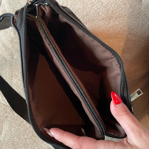 Banana bag used, black in perfect condition