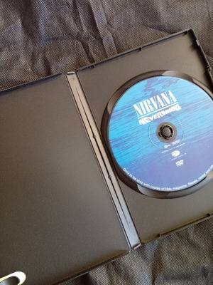Nirvana Nevermind DVD used, rock documentary