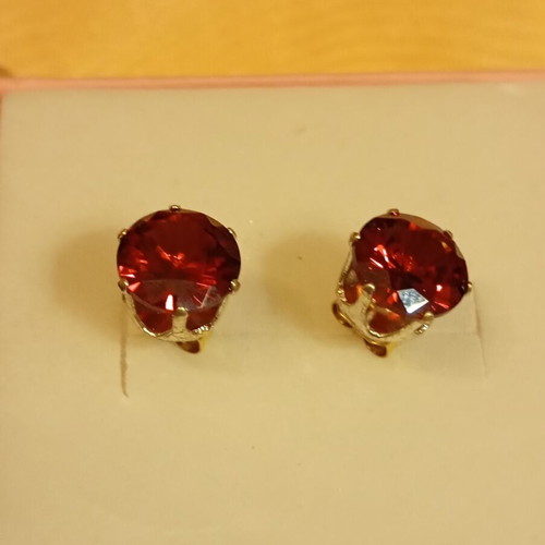 Steel earrings burgundy color new