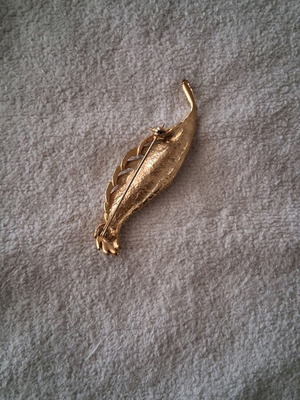 Pin new