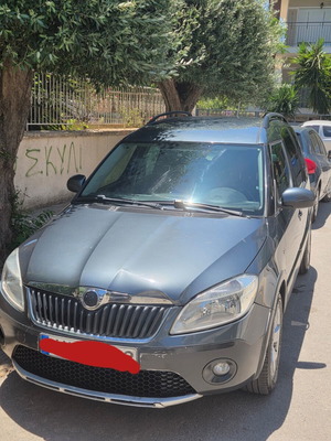 Skoda Roomster diesel station wagon 2014 manual used
