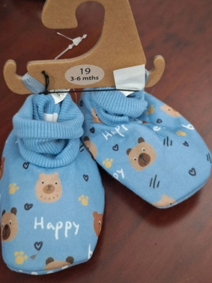 Baby Cuddle Shoes size 19 for 3-6 months new