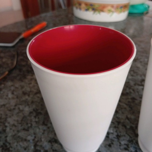 Tupperware glass set of 2 with lid 450ml like new
