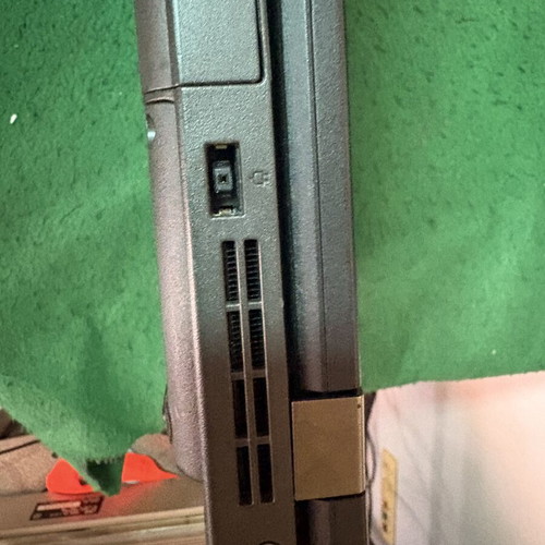 Lenovo ThinkPad L440 14” Intel Pentium laptop used, for repair or parts, no charger