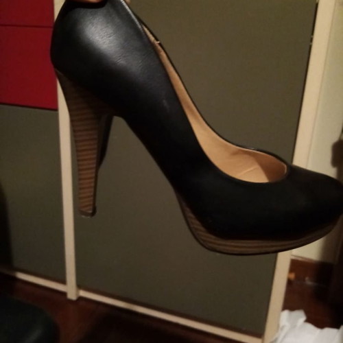 Black high heel pumps 12cm new, size 38
