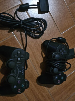 PlayStation 2 controllers, set of 2