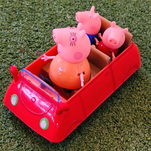 Peppa Pig Car with 3 Collectible Figures like new