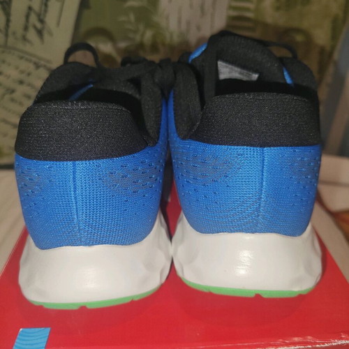 New Balance 520 v8 athletic shoes new, white and blue, size 43