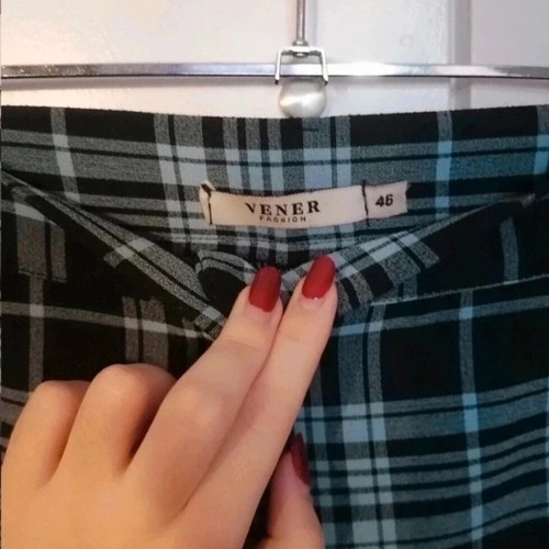 Vener plaid pants black and blue like new, size S