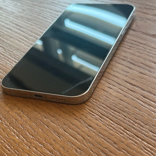 iPhone 12 Pro Max 256GB used, white, with broken camera