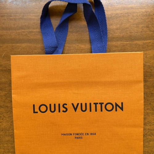 Χάρτινη σακούλα Louis Vuitton μεσαίου μεγέθους σαν καινούργιο