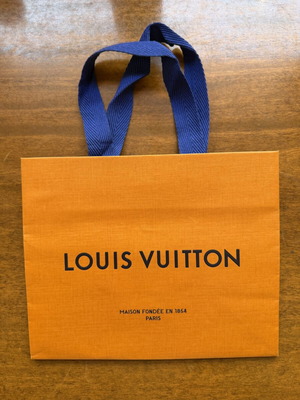 Χάρτινη σακούλα Louis Vuitton μεσαίου μεγέθους σαν καινούργιο