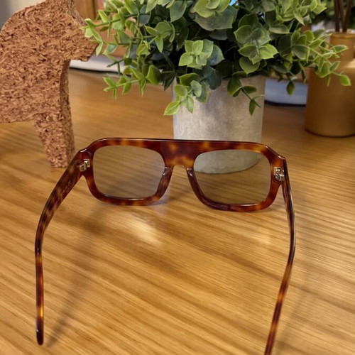 Red Raven Oversized Sunglasses Tortoise Shell Like New