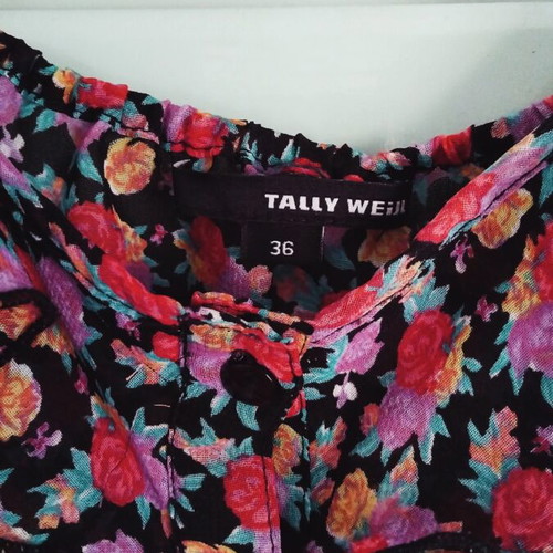 Floral top with frills and thin straps used, size 36 by Tally Weijl