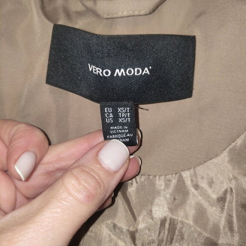 Vero Moda beige trench coat size XS like new