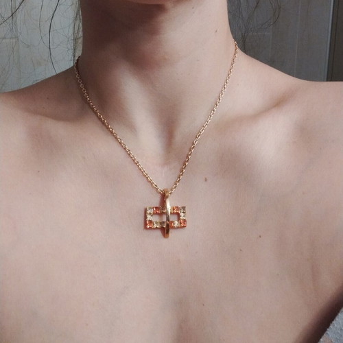 Pendant necklace gold-tone with geometric rectangular and multicolor stones like new