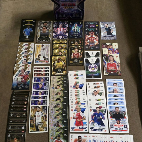 Match Attax EXTRA 2025-26 pack with cards and The X Tin new