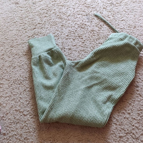 Soft Bershka tracksuit XS used, green