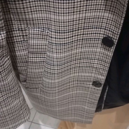 Checked HnM coat like new, size XL