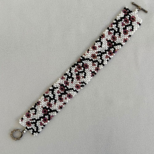 Handmade Sakura Beaded Bracelet like new, multicolored