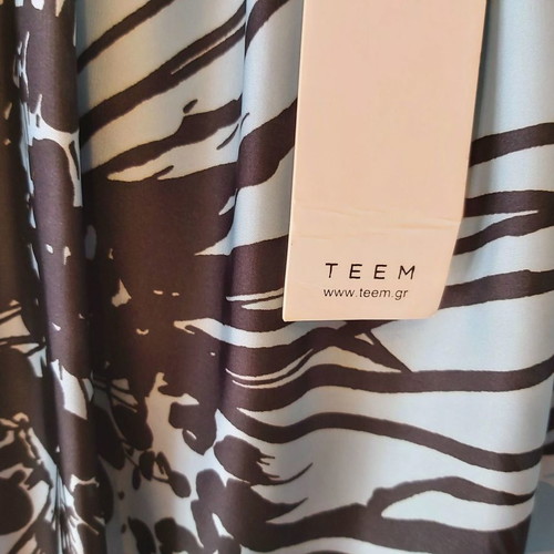 Maxi satin skirt TEEM size S new with unique print