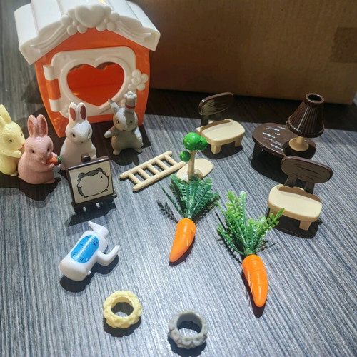 Love, Diana Fashion Fabulous! 2-in-1 Playset used toy set