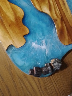 Decorative liquid glass new with wood and inlays