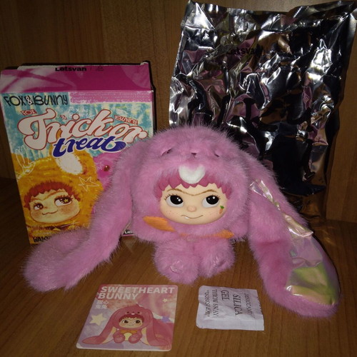 MINISO Wakuku Trick or Treat Sweetheart Bunny plush like new