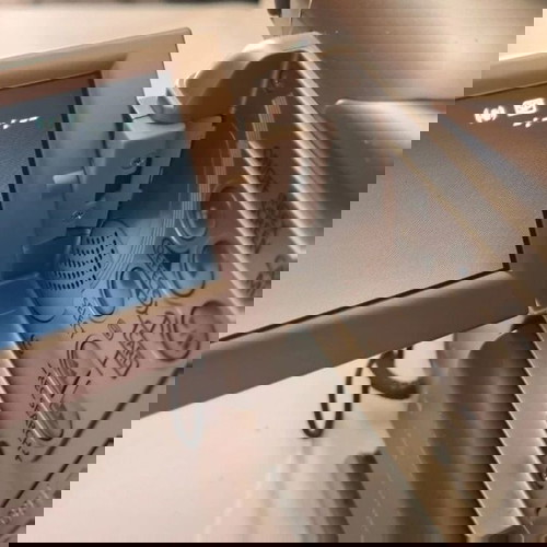 Canon MV6iMC Camcorder MiniDV digital video camera used for parts or repair