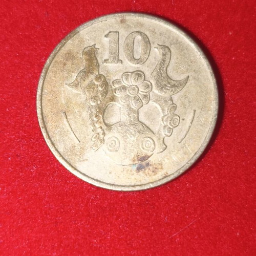 Cyprus 10 Cent Coin used