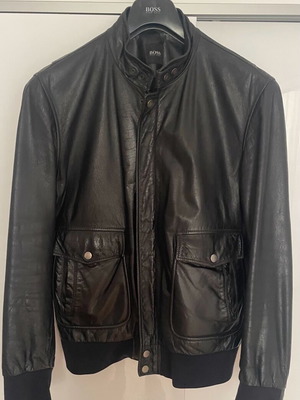Αντρικό δερμάτινο bomber jacket Boss μεταχειρισμένο, μαύρο, μέγεθος L