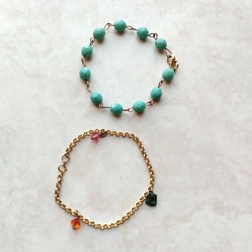 Set of 2 bracelets turquoise and gold like new summer jewellery