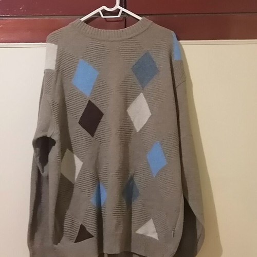 Winter sweater XL like new, beige