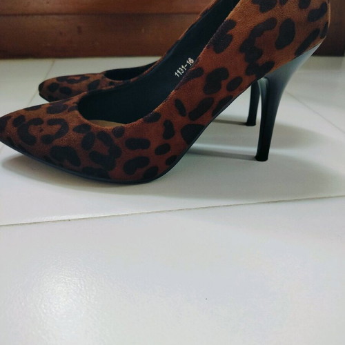 Anelle pumps new, size 37, black and brown