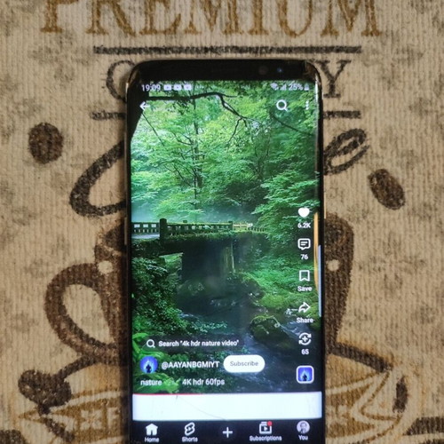 Samsung Galaxy S8 64GB smartphone for parts or working use