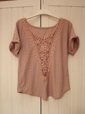 Spring blouse with lace, pink