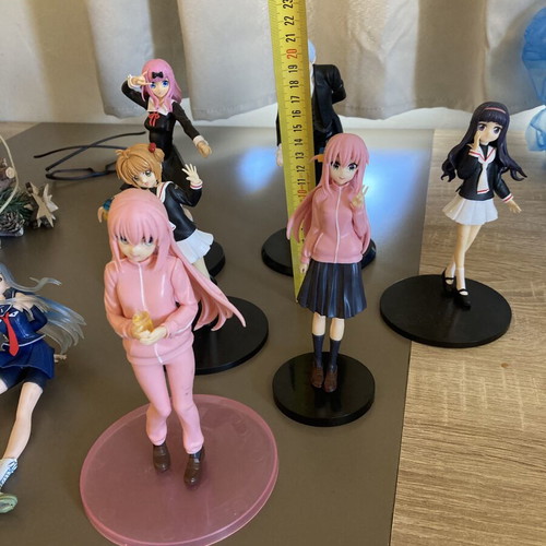 Anime figures set with Iona, Chika Fujiwara, Bocchi, Tomoyo Daidouji, Sakura Kinomoto