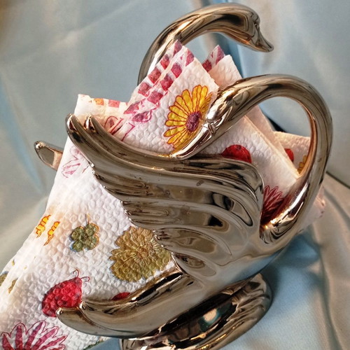 Silverplated Swan Napkin Holder used with box, vintage design