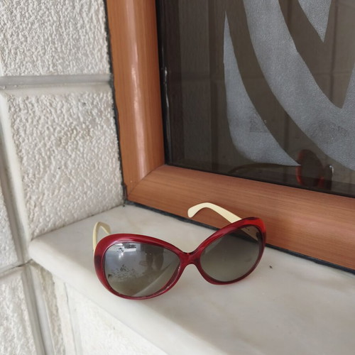 Ray-Ban women's sunglasses, beige and red