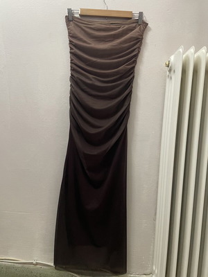 Shein maxi φόρεμα χωρίς τιράντες με σούρες, καφέ